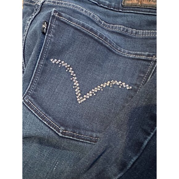 Levi’s 512™ Perfectly Slimming Bootcut Jeans – Size 14M – Dark Wash – Classic St - Picture 7 of 8